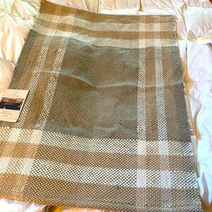 Indoor/Outdoor Accent Rugs New